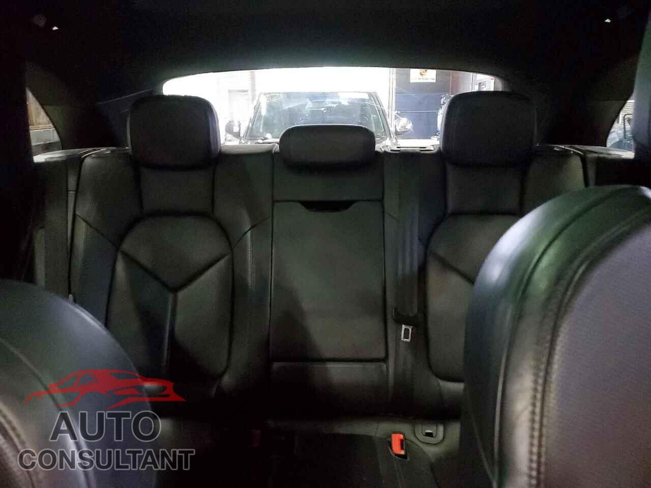 PORSCHE MACAN 2017 - WP1AA2A57HLB08065