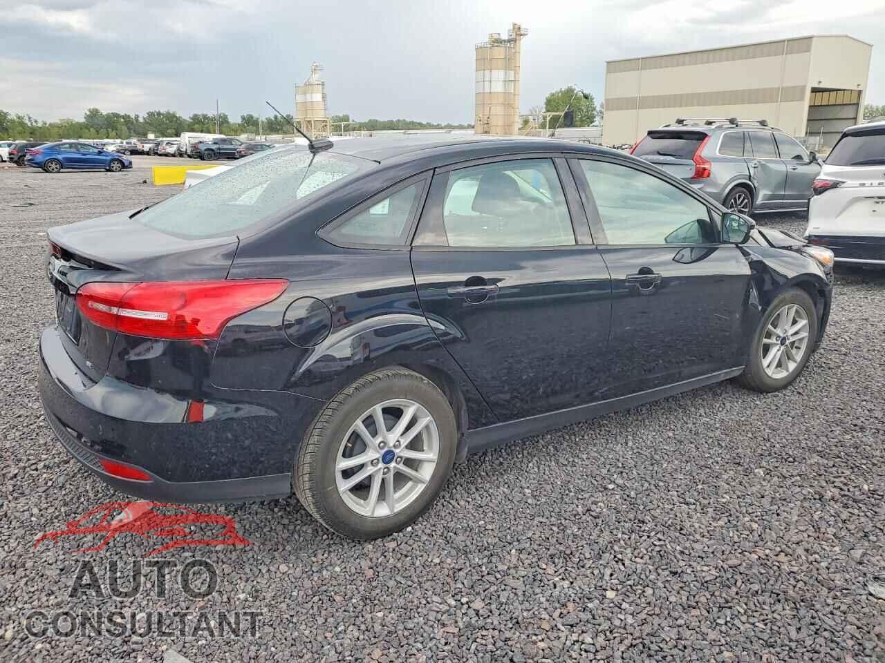 FORD FOCUS 2017 - 1FADP3F23HL342470