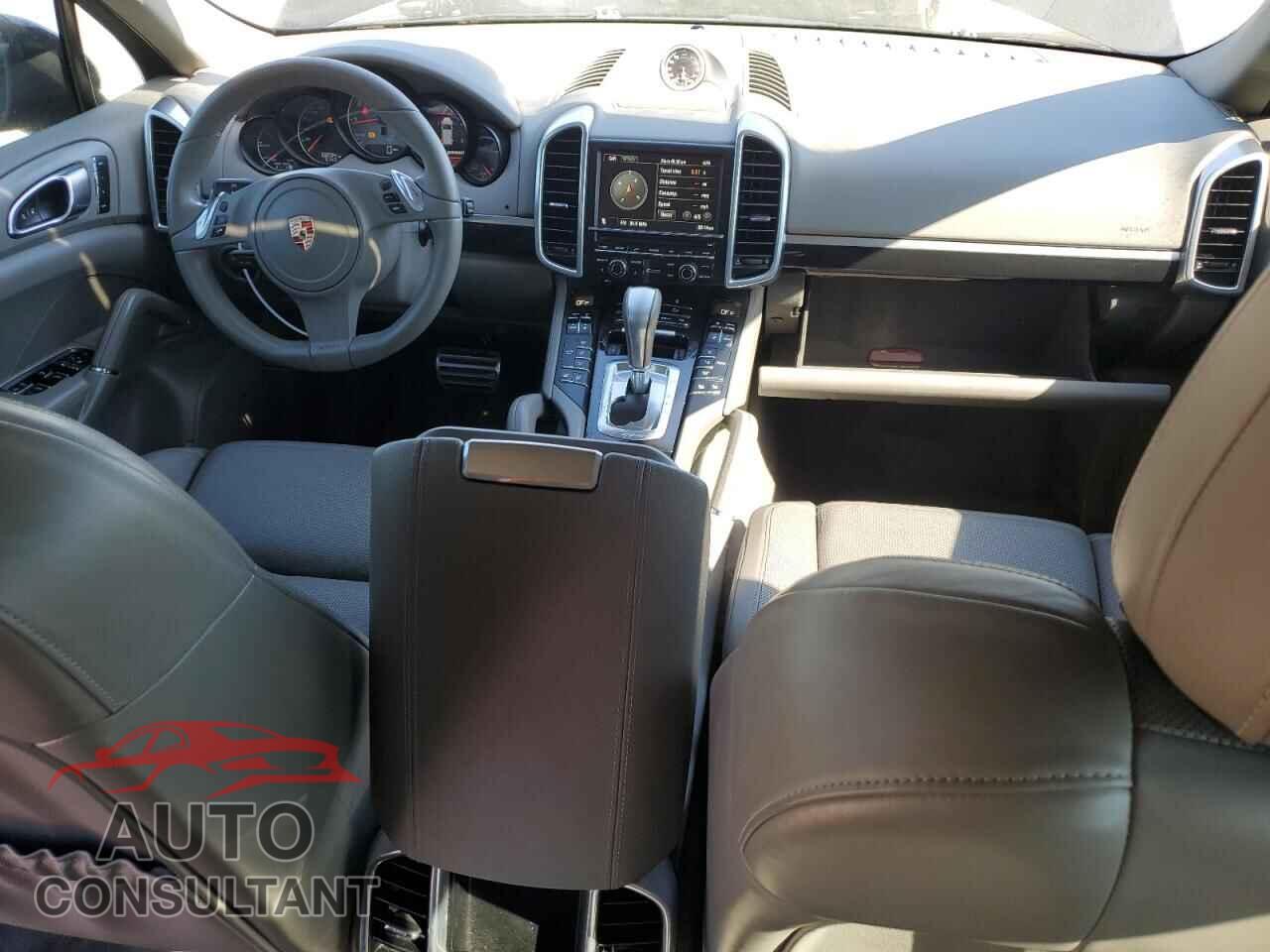 PORSCHE CAYENNE 2012 - WP1AE2A29CLA93488