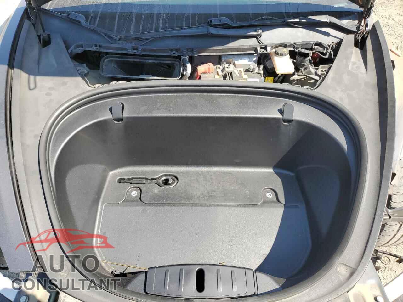 TESLA MODEL 3 2019 - 5YJ3E1EA9KF425341