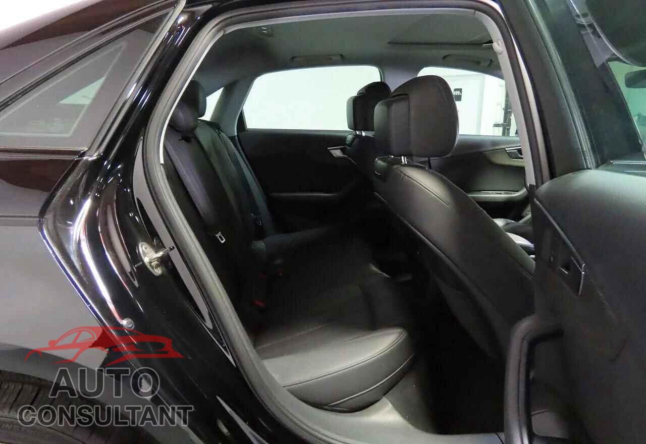 AUDI A4 2019 - WAUGMAF40KN014969