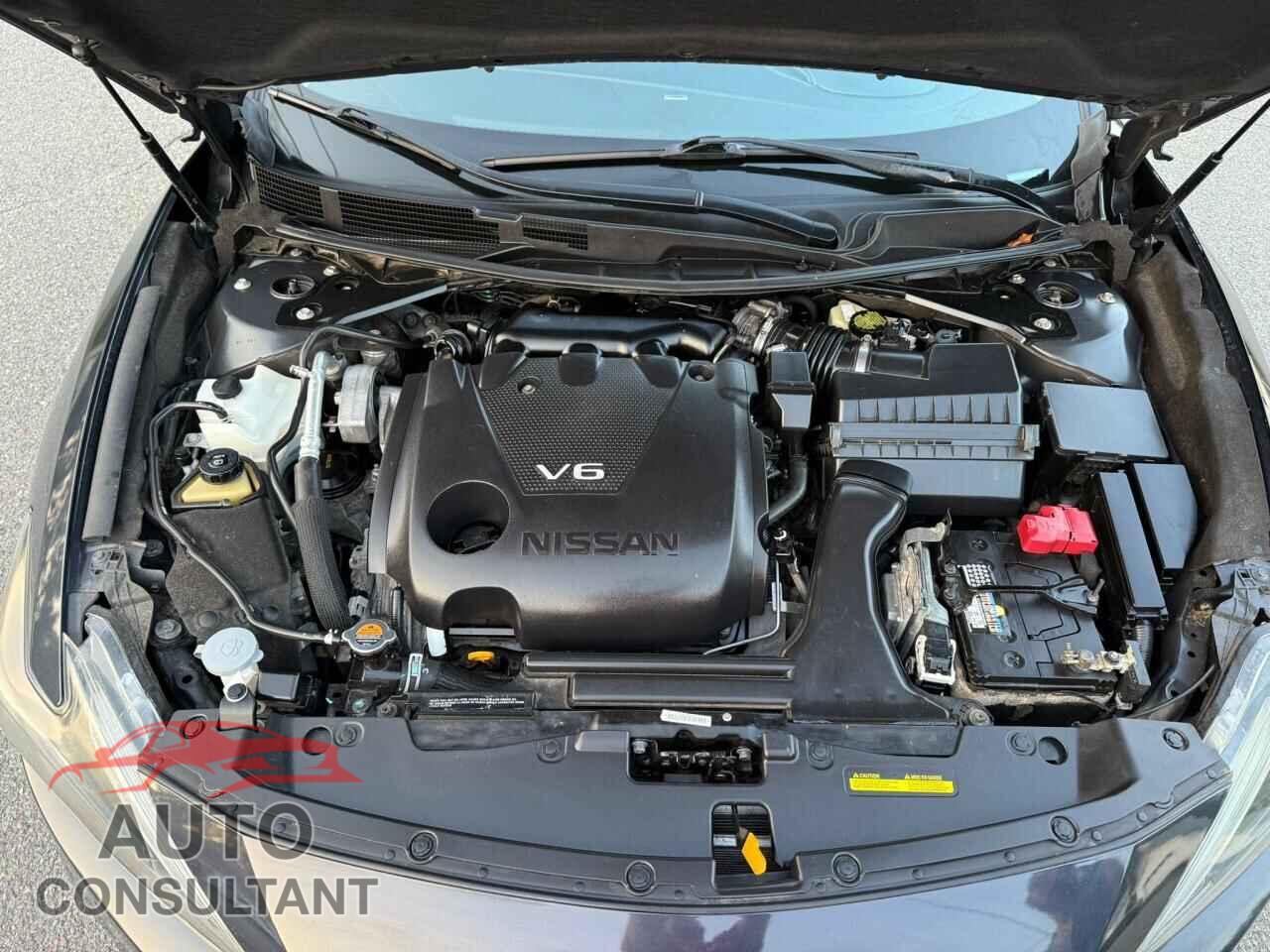 NISSAN MAXIMA 2017 - 1N4AA6AP8HC370029