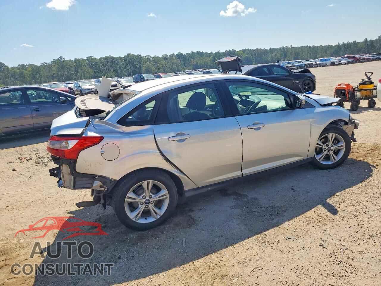 FORD FOCUS 2014 - 1FADP3F2XEL425602