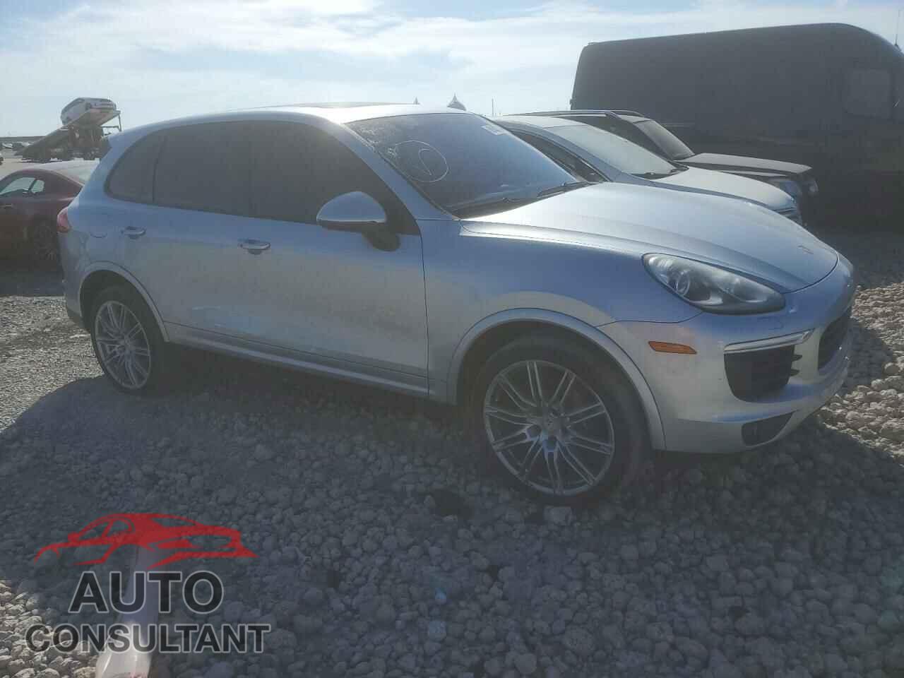 PORSCHE CAYENNE 2017 - WP1AA2A25HKA86482