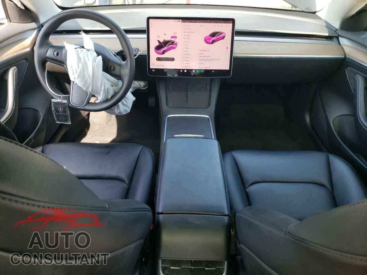 TESLA MODEL 3 2022 - 5YJ3E1EA7NF190703