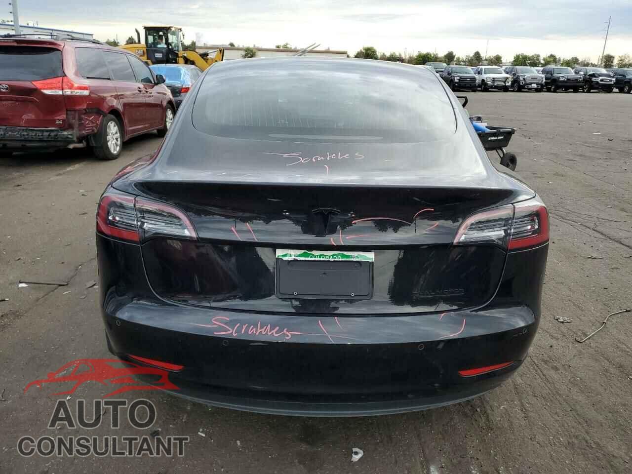 TESLA MODEL 3 2018 - 5YJ3E1EB6JF071611