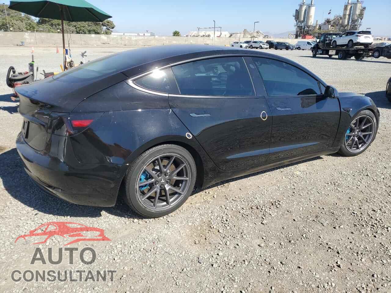 TESLA MODEL 3 2021 - 5YJ3E1EB0MF045297