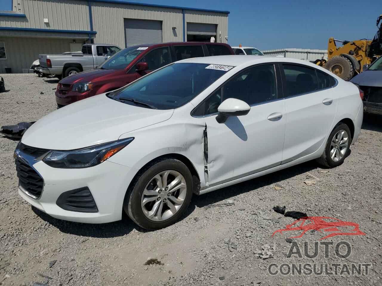 CHEVROLET CRUZE 2019 - 1G1BE5SM9K7118106