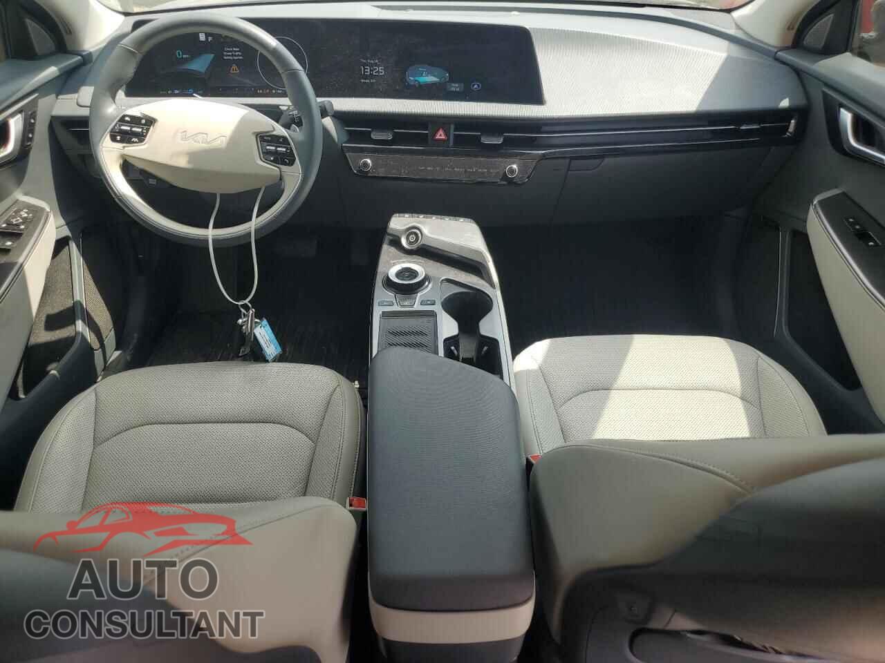 KIA EV6 LIGHT 2023 - KNDC3DLCXP5158151