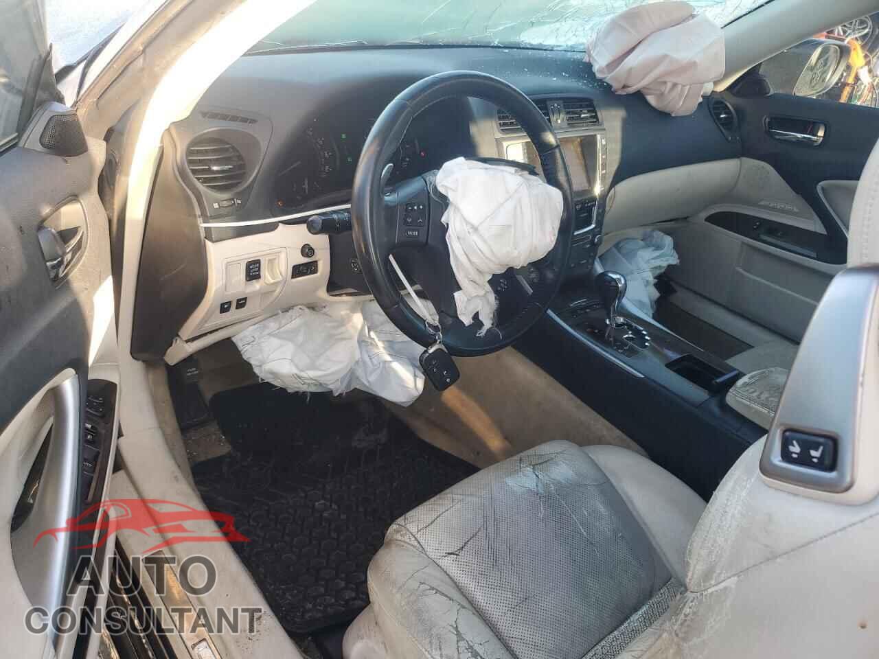 LEXUS IS 2010 - JTHFE2C2XA2502944