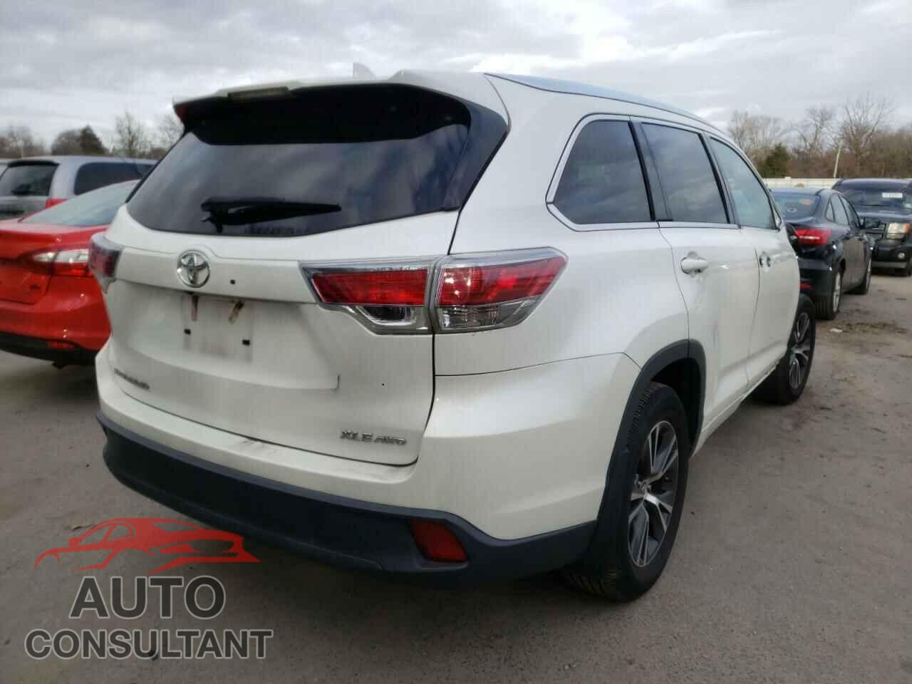 TOYOTA HIGHLANDER 2016 - 5TDJKRFH2GS301005