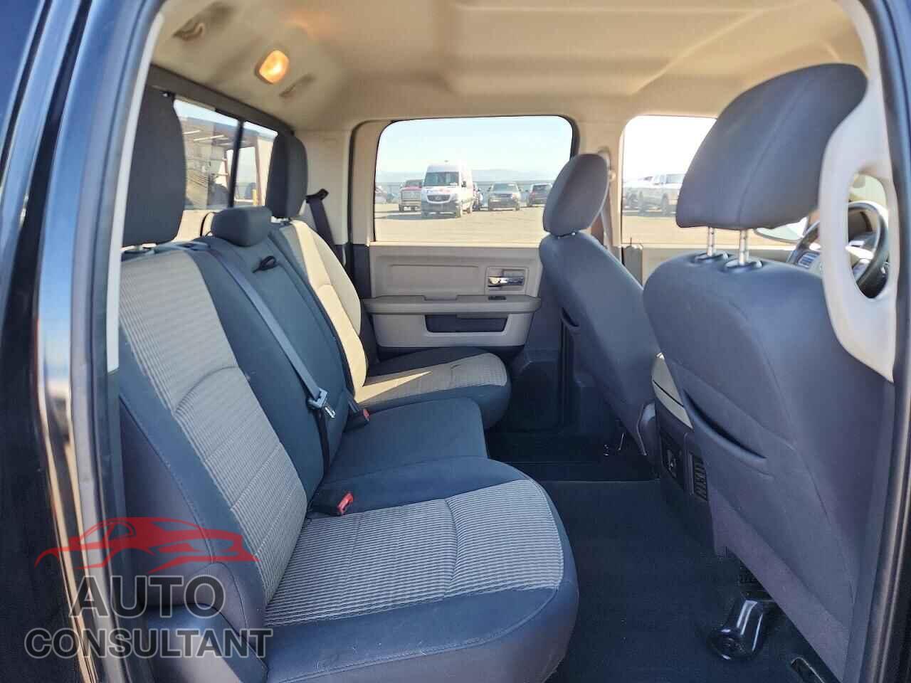 DODGE RAM 1500 2012 - 1C6RD7LT5CS187603