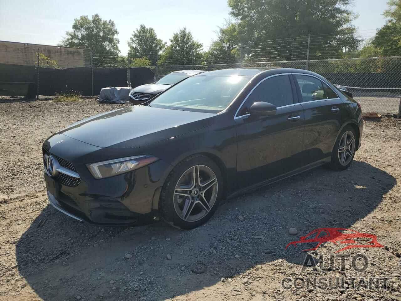 MERCEDES-BENZ A-CLASS 2021 - W1K3G4FBXMJ291721