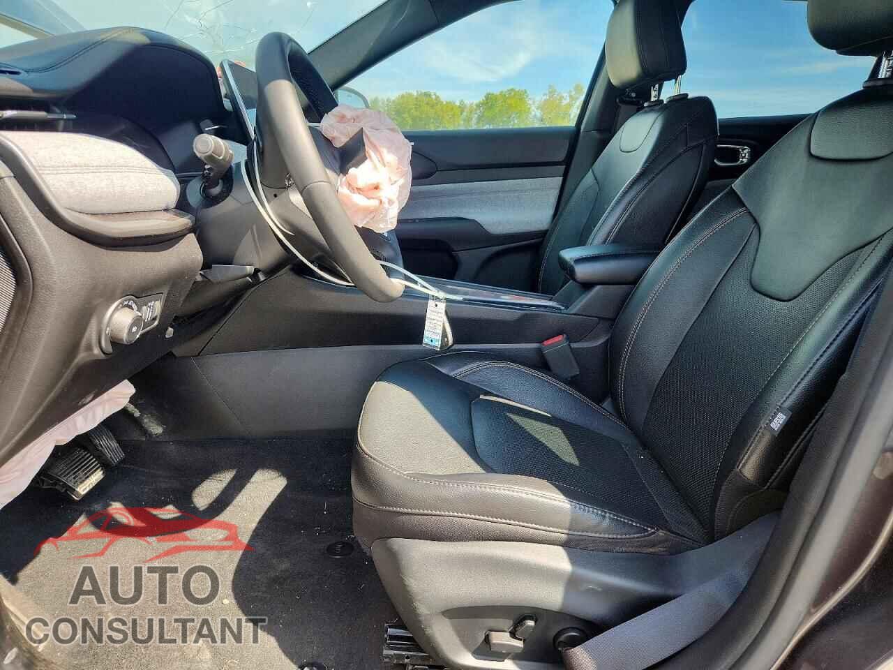 JEEP COMPASS 2023 - 3C4NJDFN3PT532630