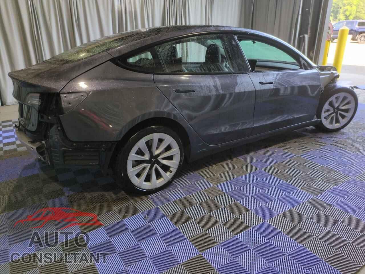 TESLA MODEL 3 2022 - 5YJ3E1EA7NF368822