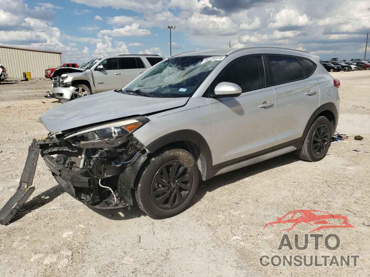 HYUNDAI TUCSON 2018 - KM8J33A44JU620435