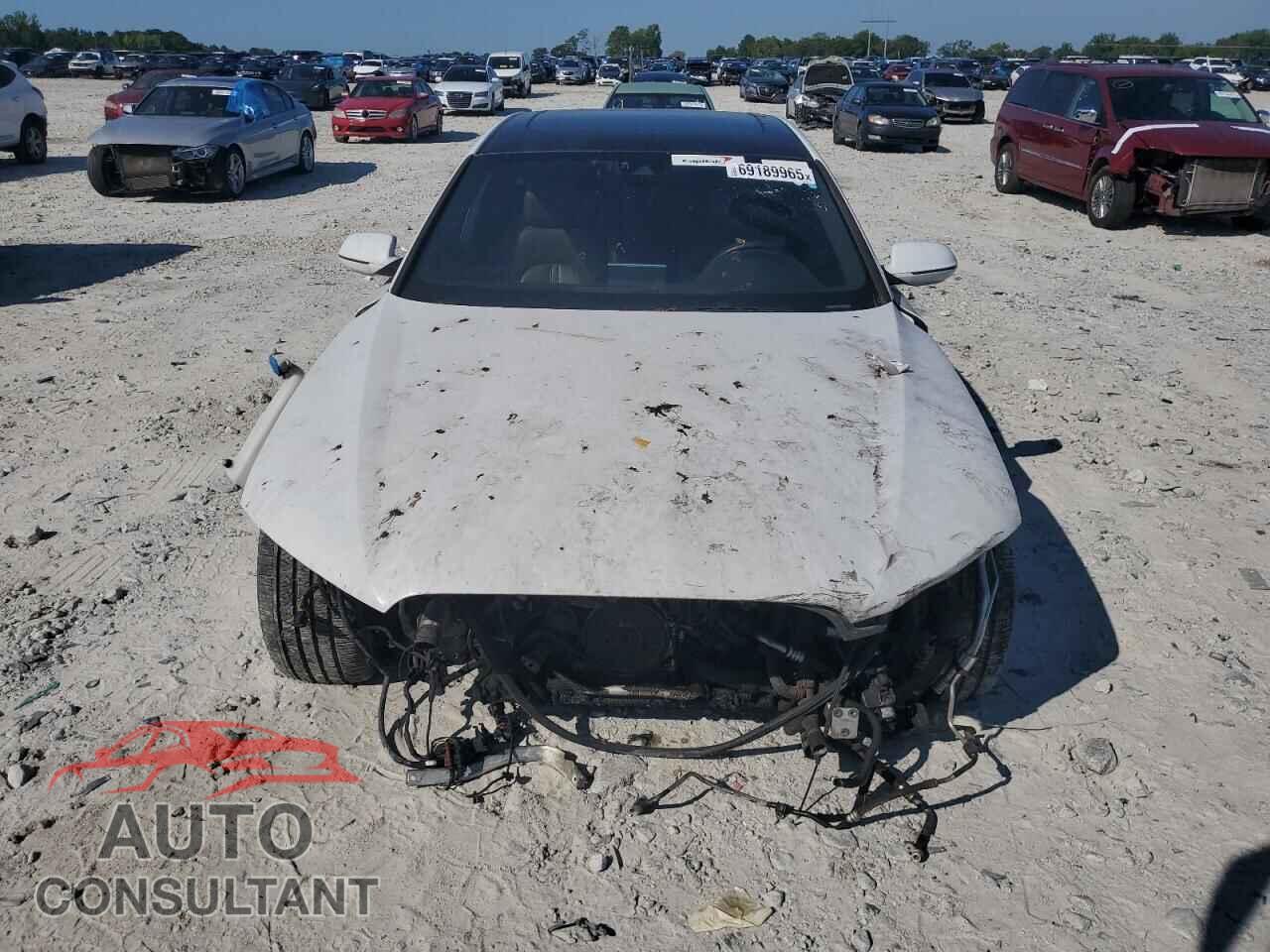 AUDI A8 2012 - WAURVAFD8CN018274