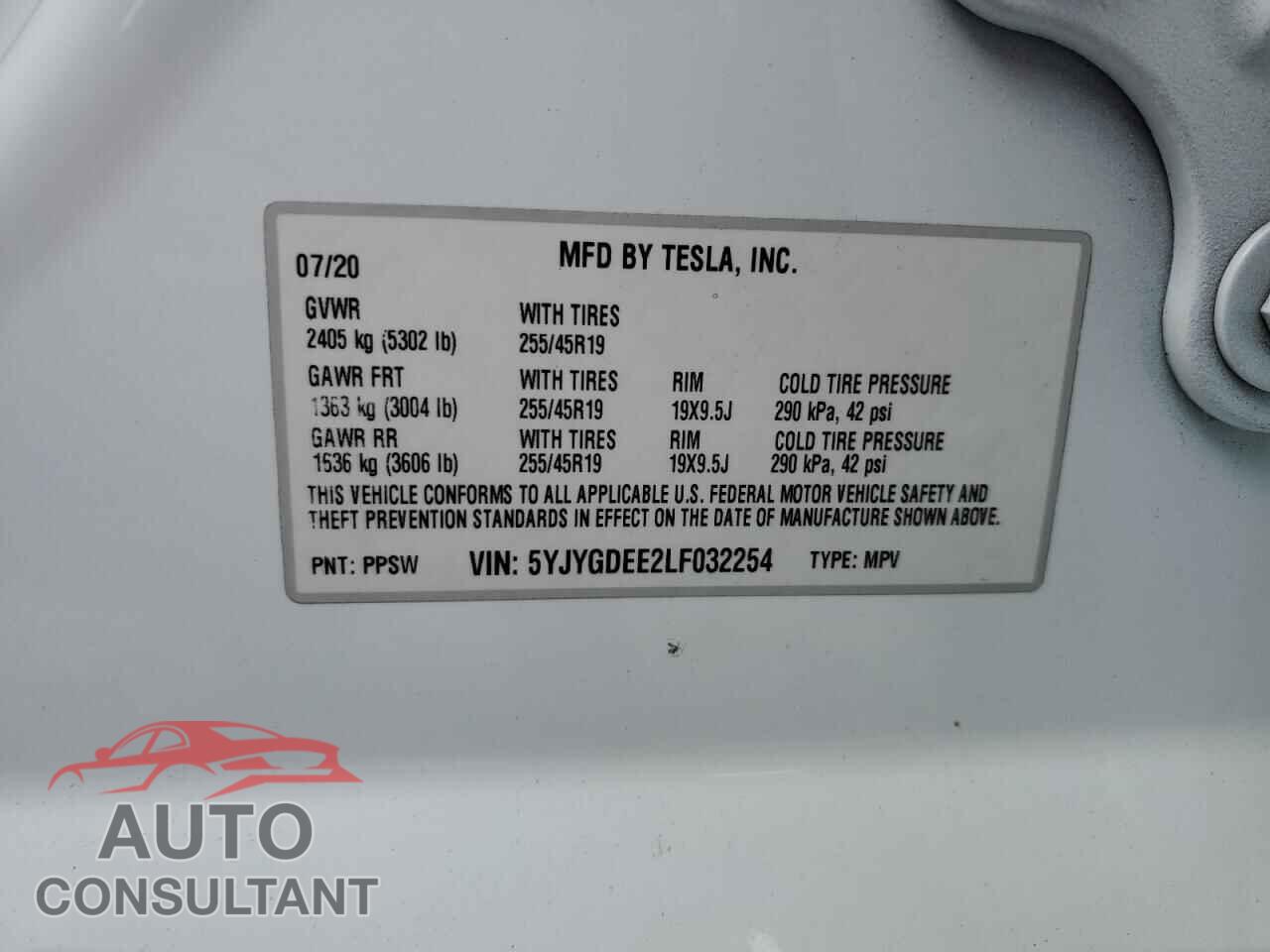 TESLA MODEL Y 2020 - 5YJYGDEE2LF032254