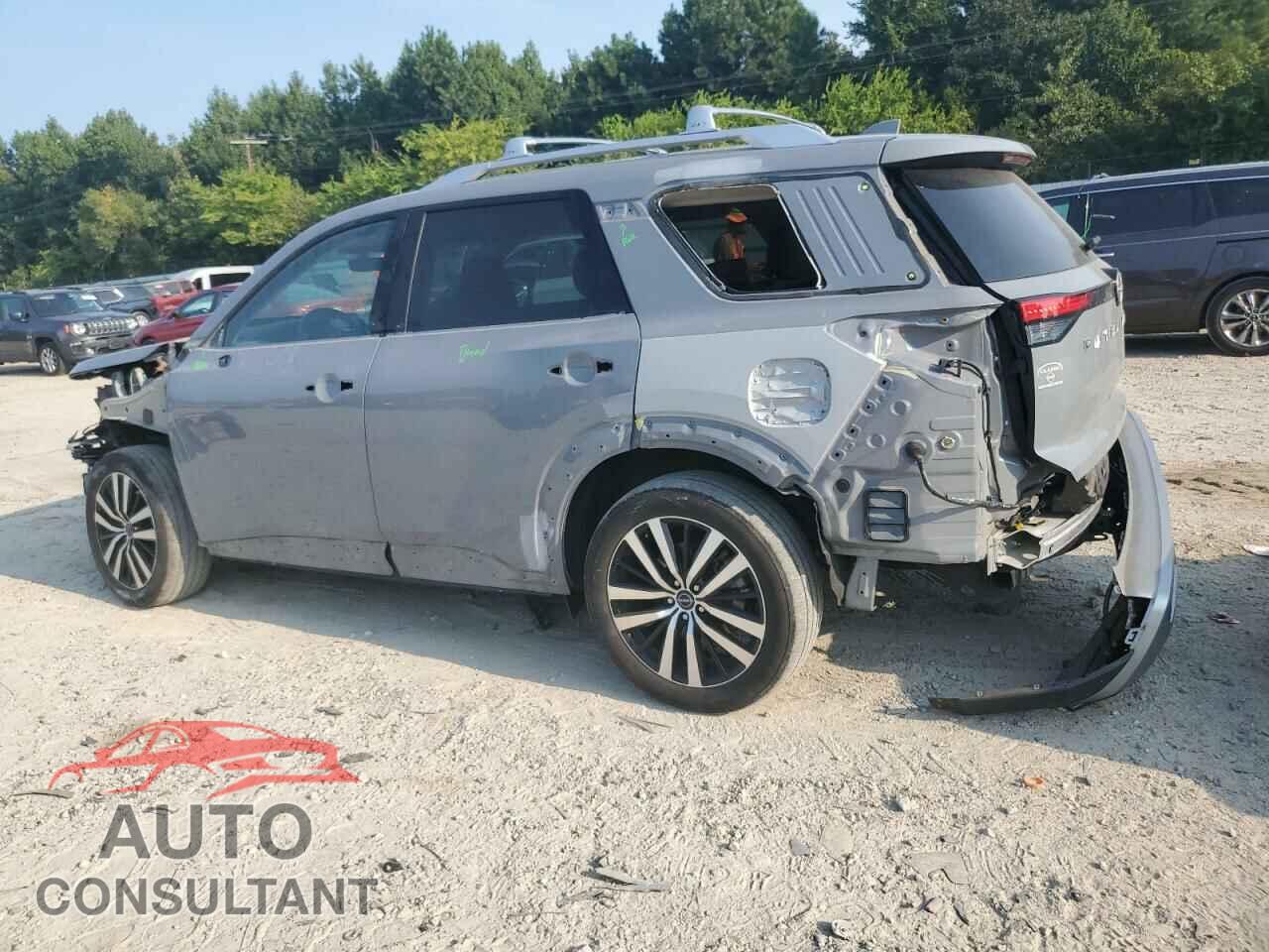 NISSAN PATHFINDER 2023 - 5N1DR3DJ4PC210732