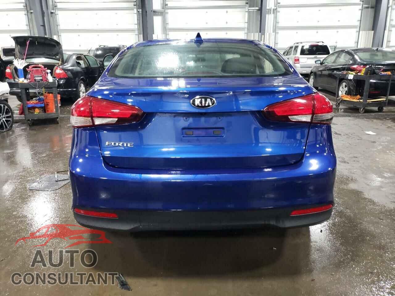 KIA FORTE 2018 - 3KPFL4A78JE247036