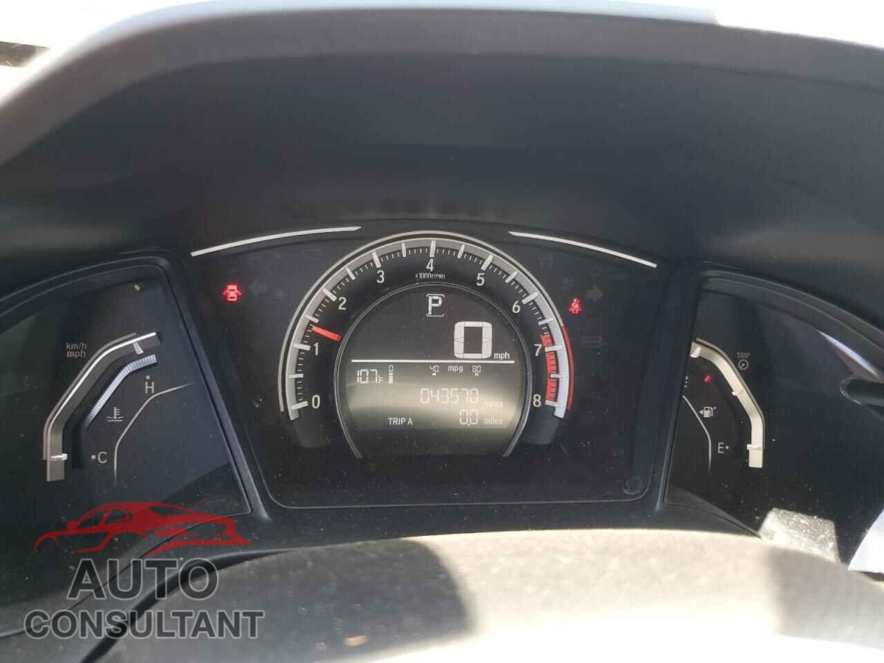 HONDA CIVIC 2017 - 2HGFC2F51HH545357