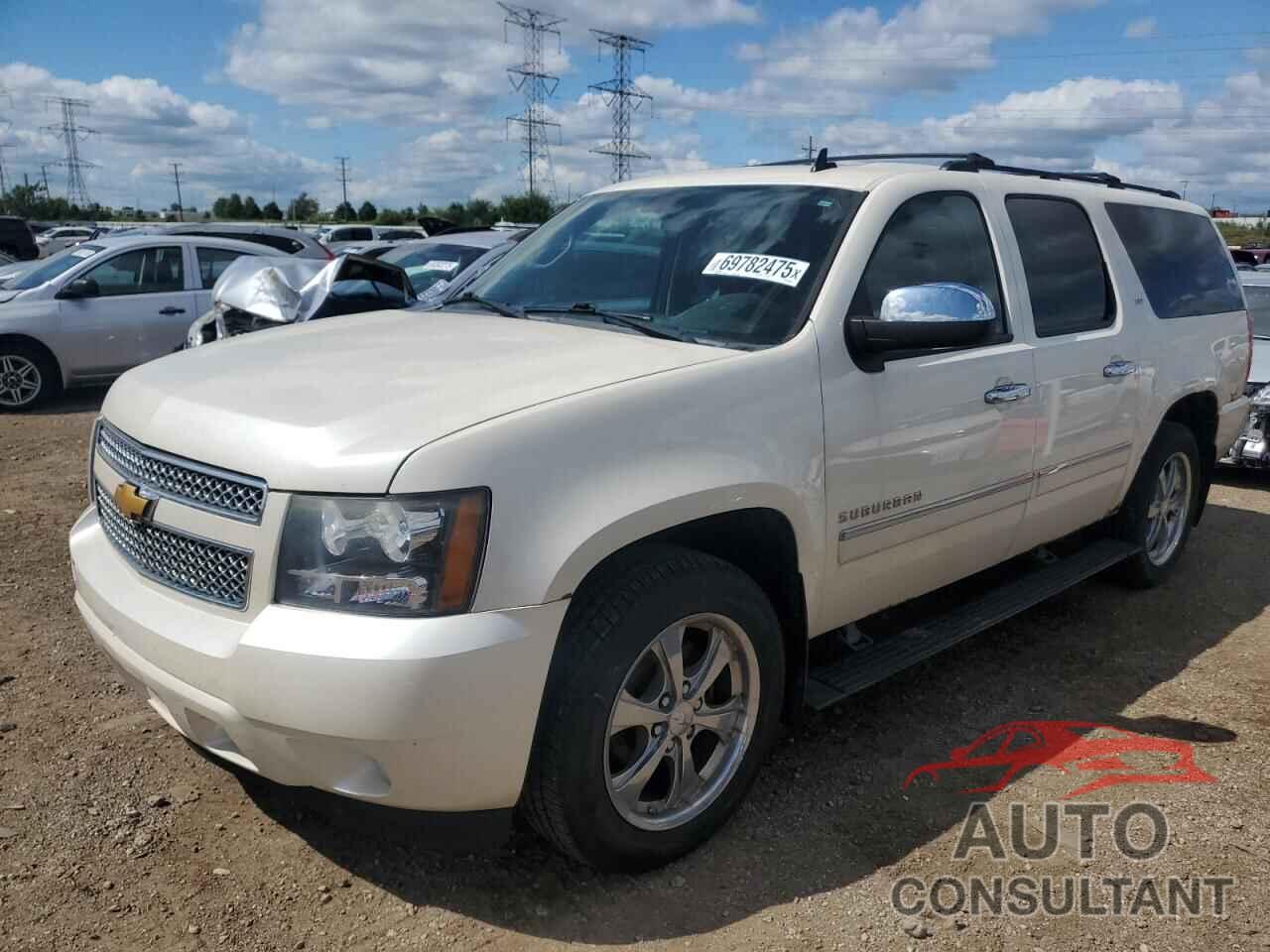 CHEVROLET SUBURBAN 2010 - 1GNUKKE36AR129391