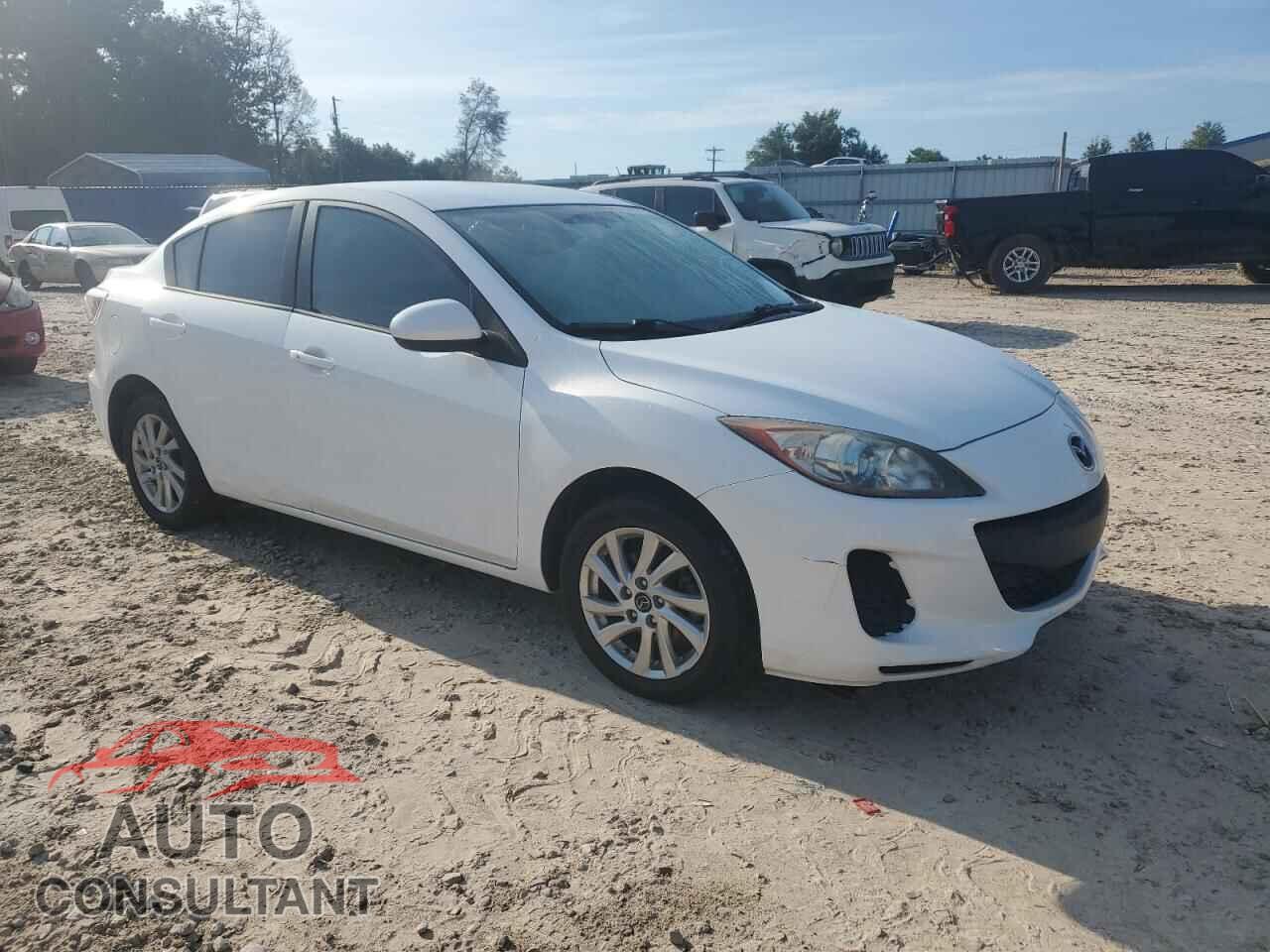 MAZDA 3 2013 - JM1BL1V70D1832465