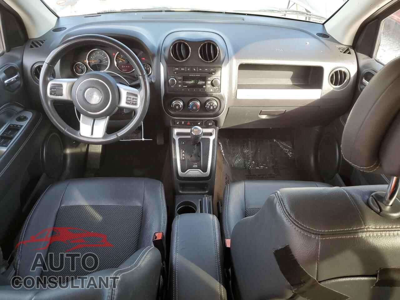 JEEP COMPASS 2015 - 1C4NJCEBXFD329191