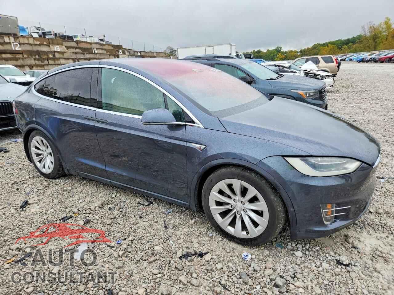 TESLA MODEL X 2016 - 5YJXCBE29GF011912