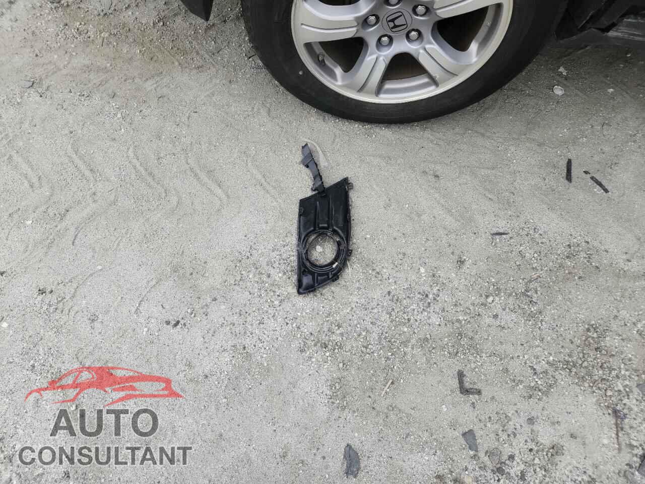 HONDA PILOT 2013 - 5FNYF4H42DB010861
