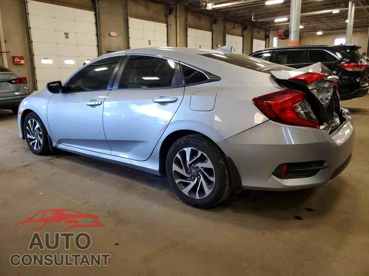HONDA CIVIC 2018 - 2HGFC2F71JH503729