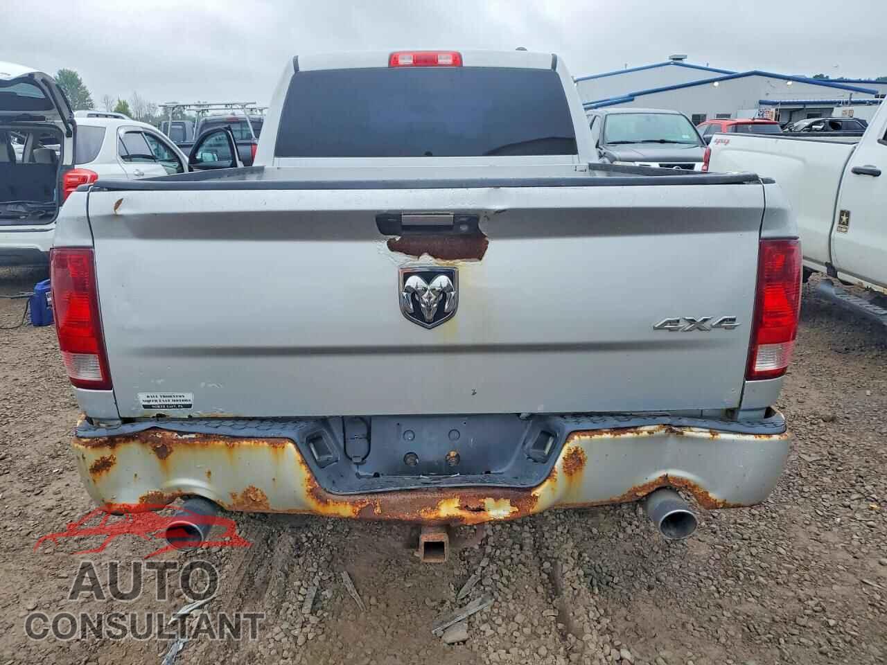DODGE RAM 1500 2012 - 1C6RD7FT2CS217975