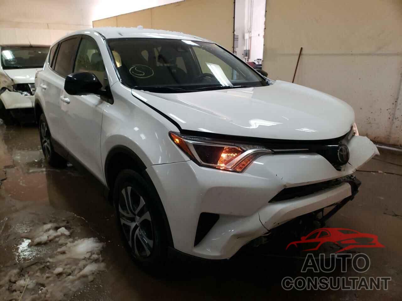 TOYOTA RAV4 2018 - JTMBFREV2JJ232109
