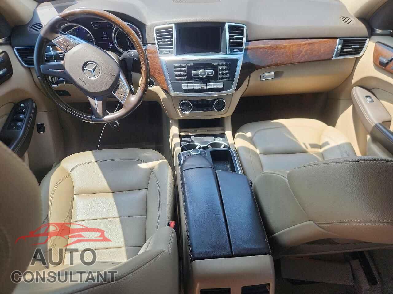 MERCEDES-BENZ M-CLASS 2012 - 4JGDA2EB4CA047353