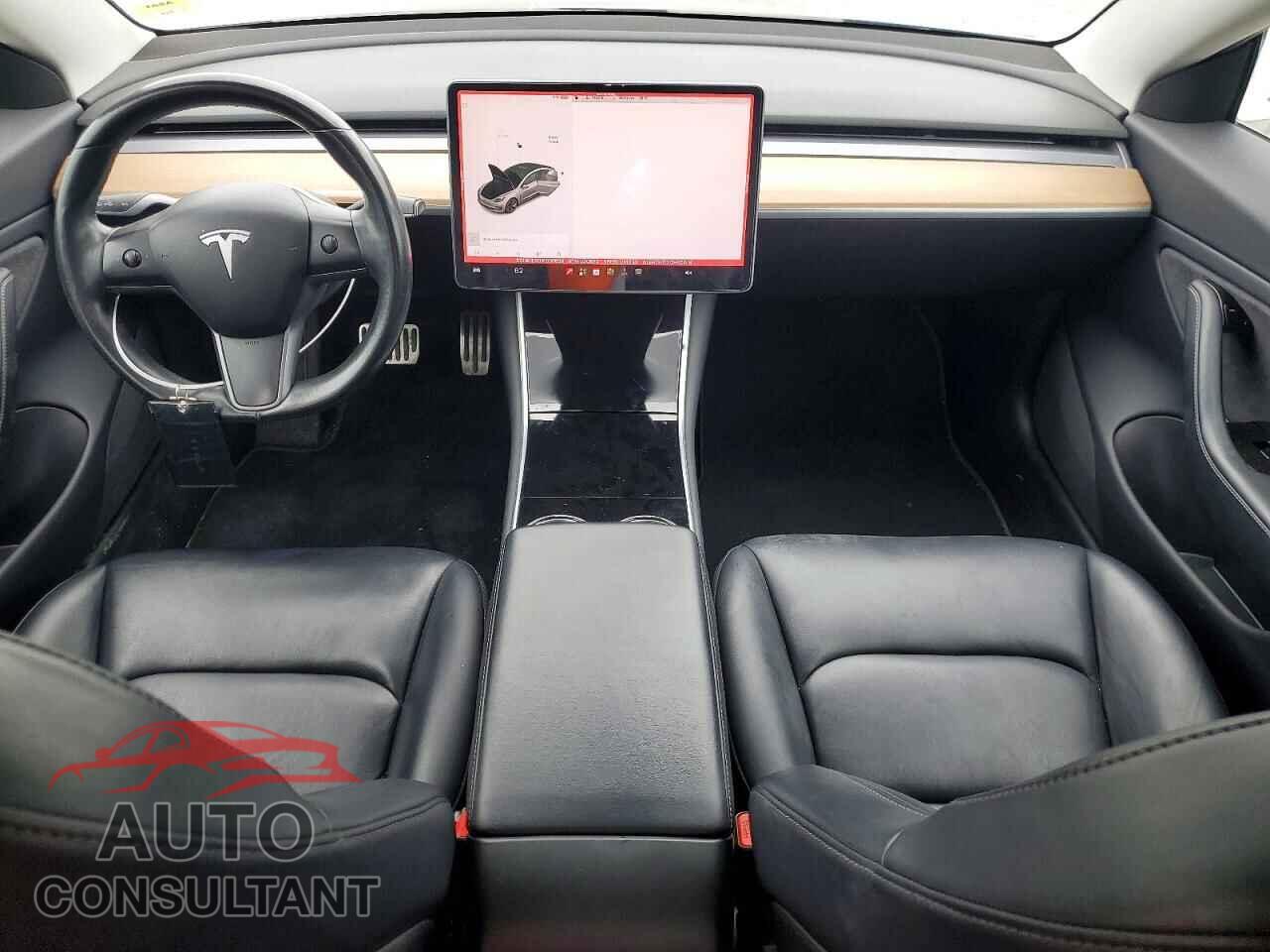 TESLA MODEL 3 2018 - 5YJ3E1EA0JF030639