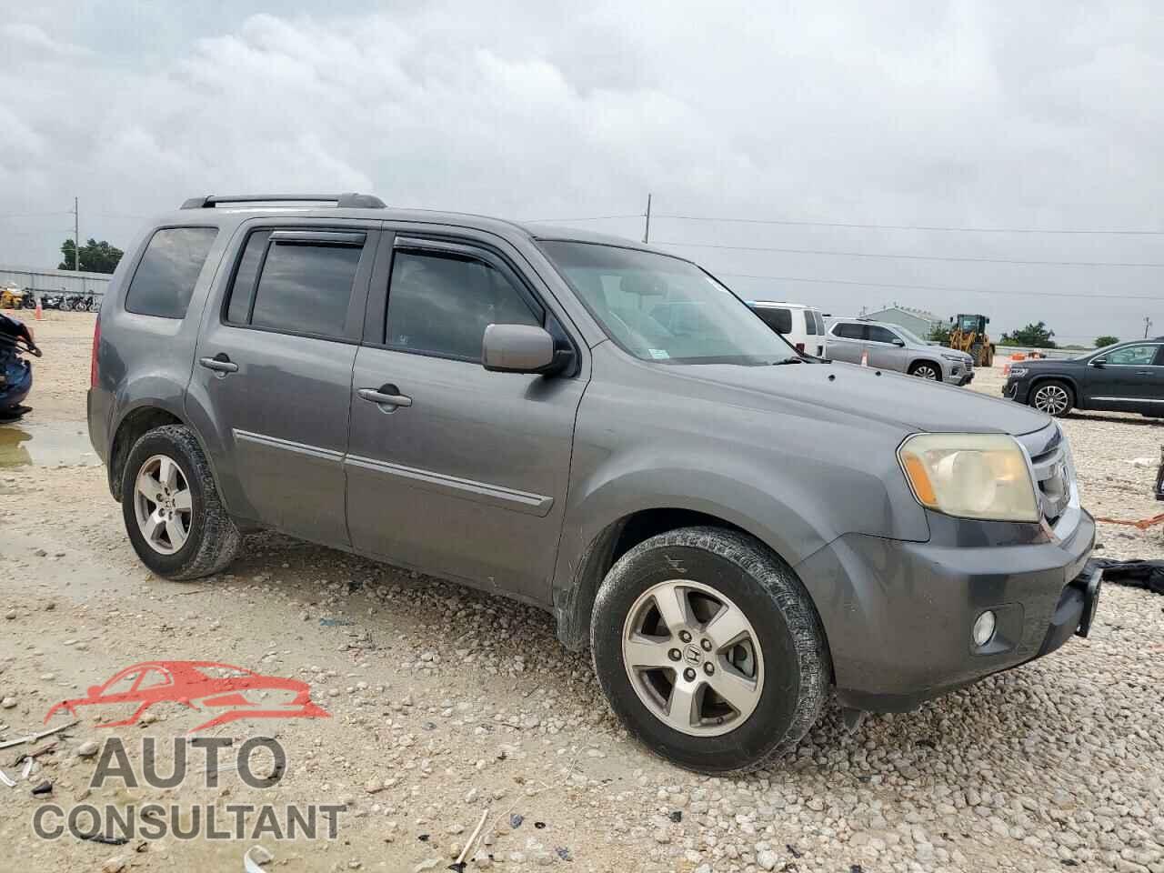 HONDA PILOT 2011 - 5FNYF3H72BB031369