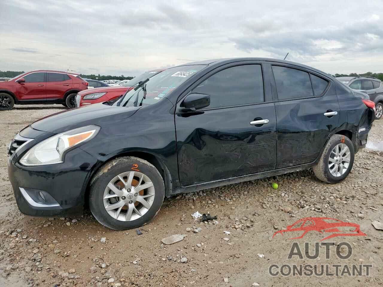 NISSAN VERSA 2018 - 3N1CN7AP0JL831590