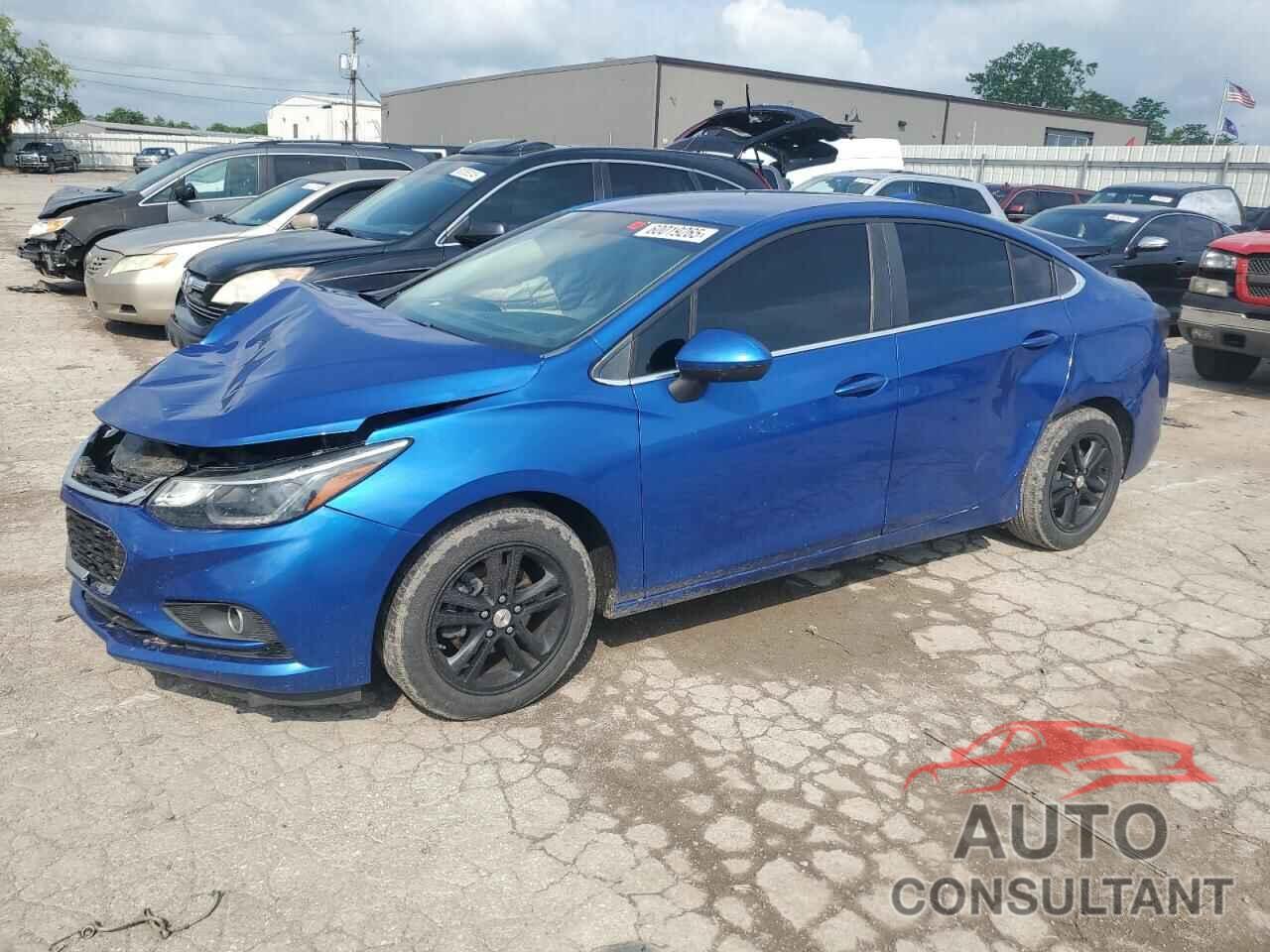 CHEVROLET CRUZE 2018 - 1G1BE5SM4J7237860