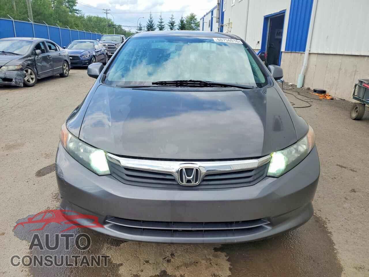 HONDA CIVIC 2012 - 2HGFB2F47CH046050