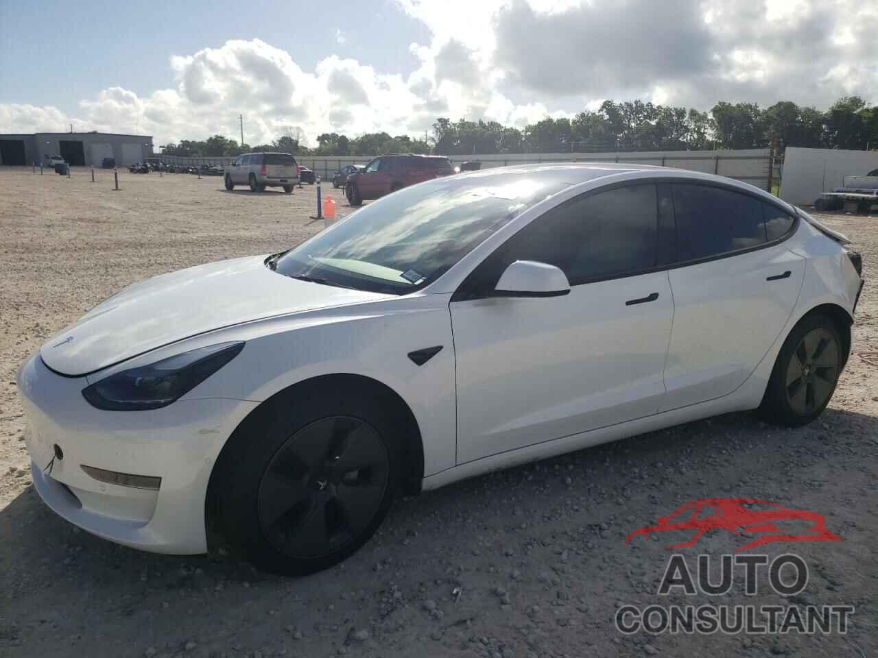 TESLA MODEL 3 2021 - 5YJ3E1EA4MF093845