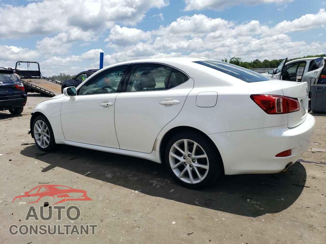 LEXUS IS 2011 - JTHCF5C24B5050197
