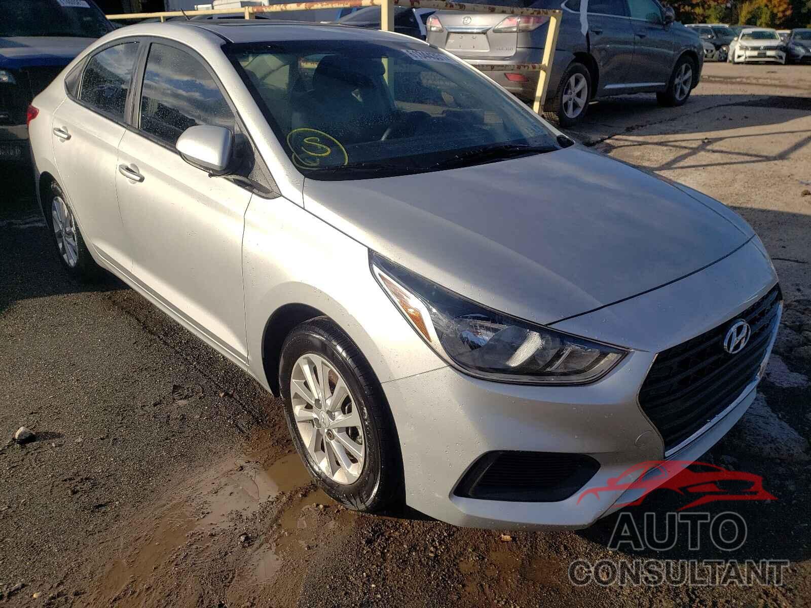HYUNDAI ACCENT 2018 - 3KPC24A39JE021624