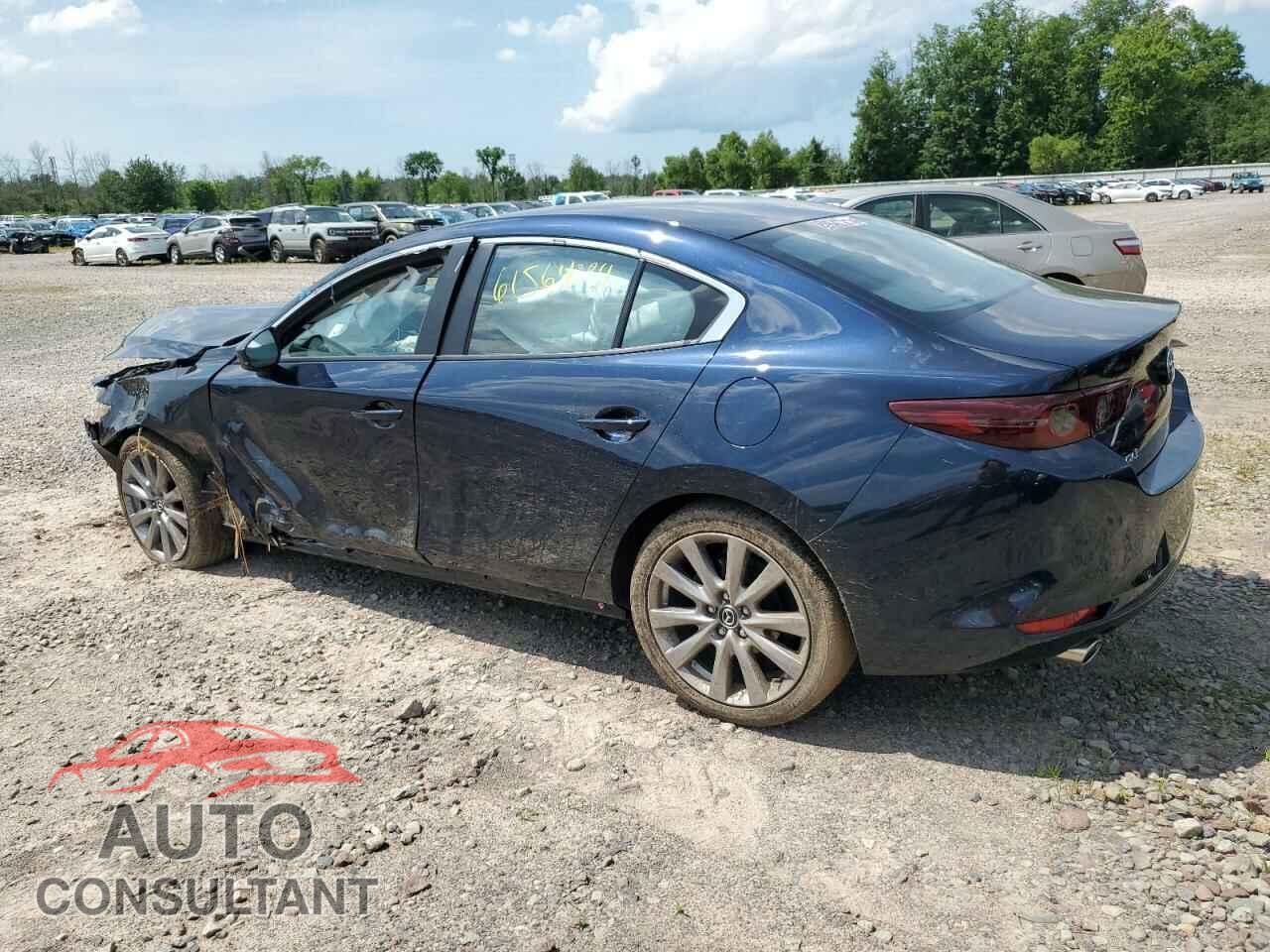 MAZDA 3 2021 - JM1BPACL8M1316567