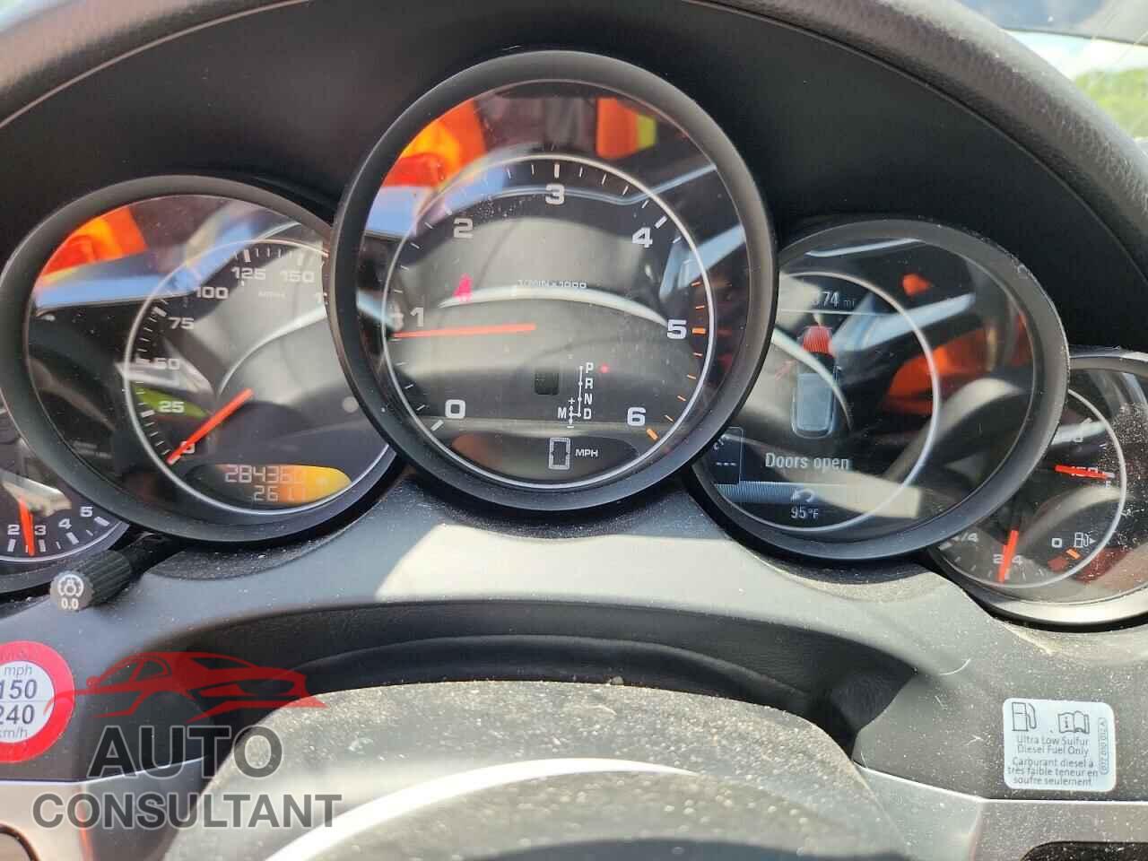 PORSCHE CAYENNE 2015 - WP1AF2A28FLA31307