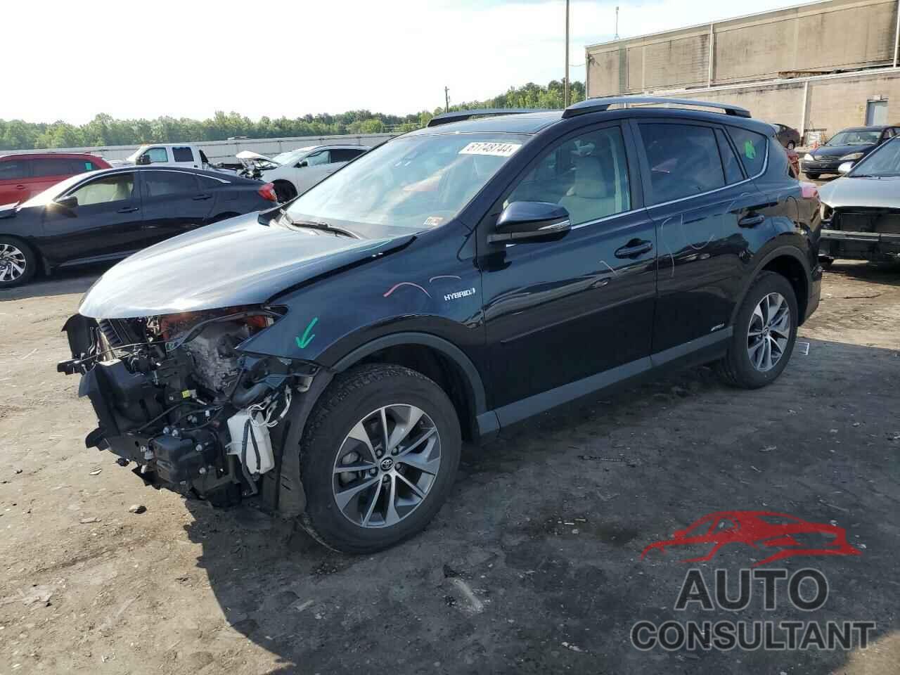 TOYOTA RAV4 2018 - JTMRJREV5JD175481