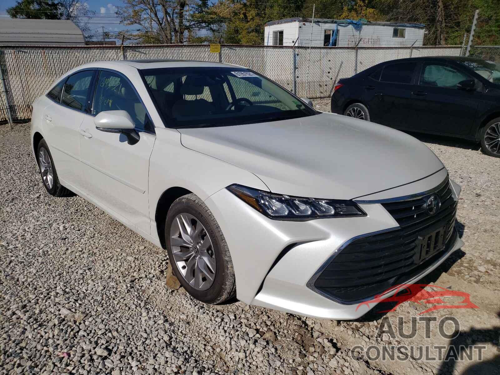 TOYOTA AVALON 2020 - 4T1AZ1FB6LU053092