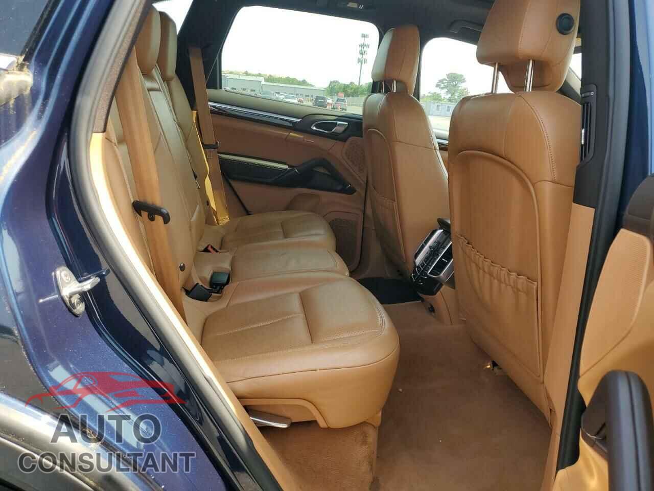 PORSCHE CAYENNE 2012 - WP1AA2A25CLA12787