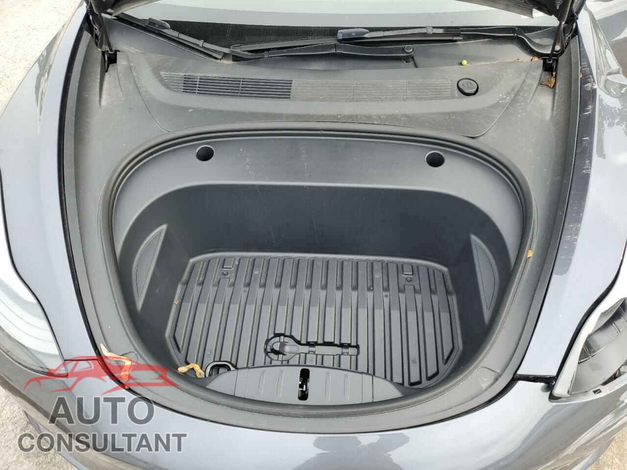 TESLA MODEL 3 2023 - 5YJ3E1EA5PF653909
