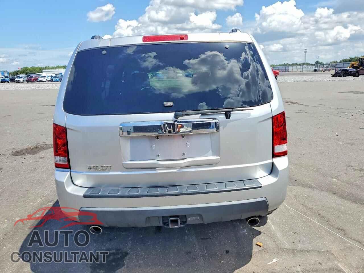 HONDA PILOT 2009 - 5FNYF38579B022725