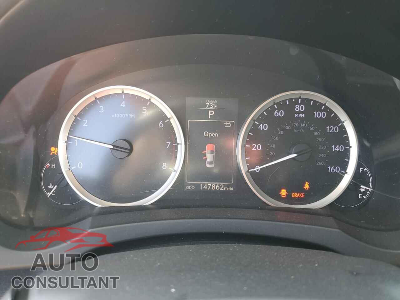 LEXUS IS 2014 - JTHBF1D23E5017473